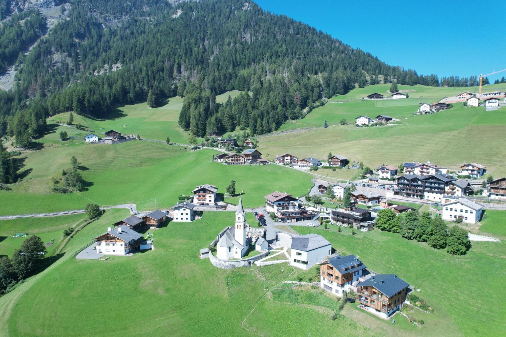 Garni Kostner Hotel Ortisei Exterior photo
